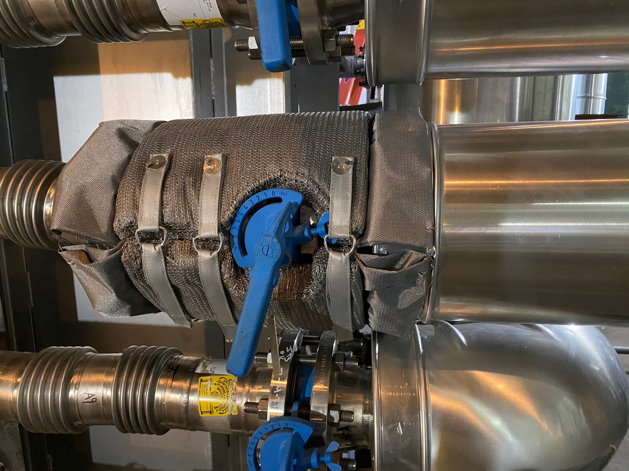 Insulated hot-combustion air piping at Nucor Steel